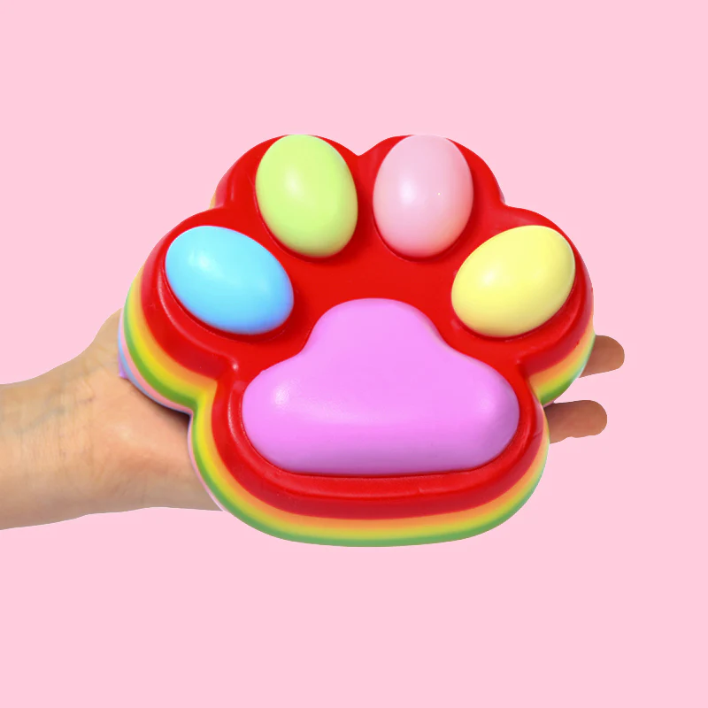 800g Super Large Red Based Multilayer Cat Paw Squishy - Image 3