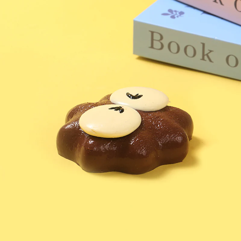 Big Eye Cookie Taba Squishy - Image 4